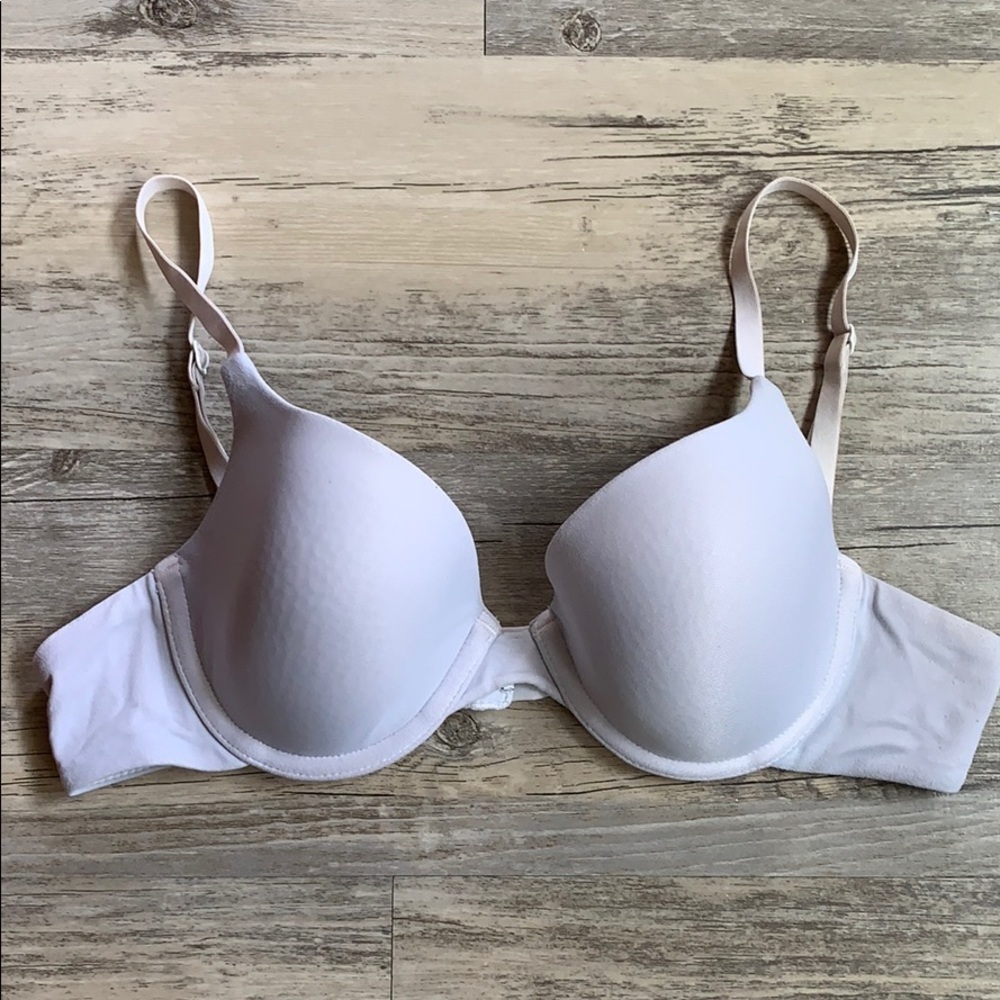 Women's Express Intimates Modern T-Shirt Bra Lingerie With Adjustable Straps 34A